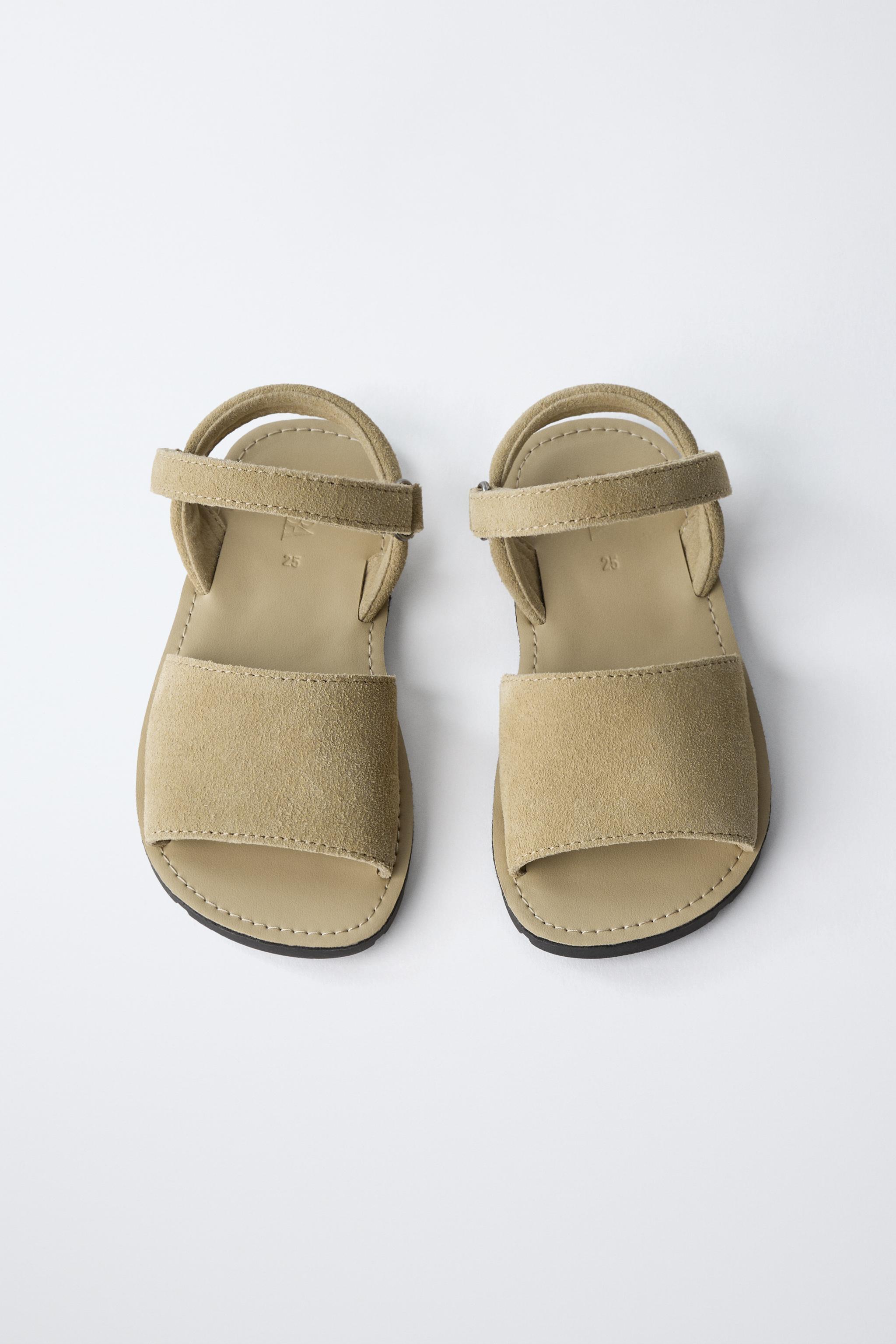 SANDALES EN CUIR